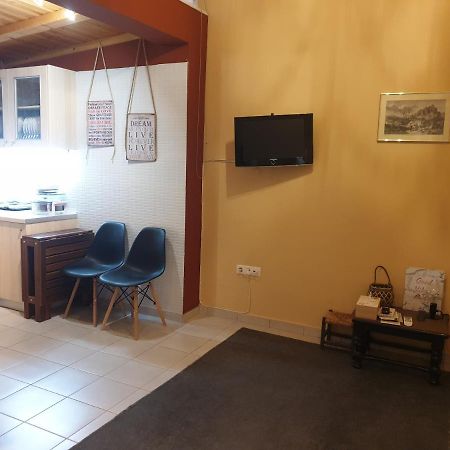 Angeliki'S Apartment Афіни Екстер'єр фото
